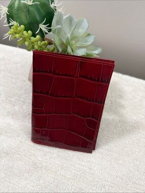 Monsac Red Croc-Embossed Leather Lined Burgundy Red Passport Wallet New Accesory